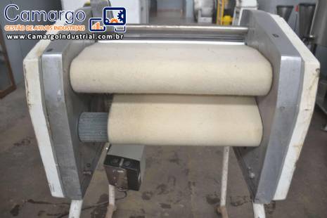 Modeladora de p�es Mac Forno