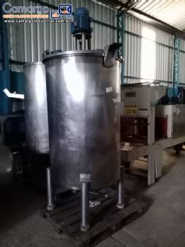 Tanque em aço inox 900 L