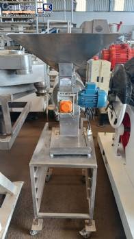 Processador triturador em inox AGMAC 100 kg / h