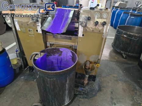 Moinho tri cilindro refinador de rolos OLIVER + BATLLE para tintas vernizes pigmentos 150 litros