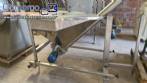 Rosca transportadora helicoidal inclinada com silo em inox