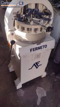 Divisora boleadora semi automática Ferneto